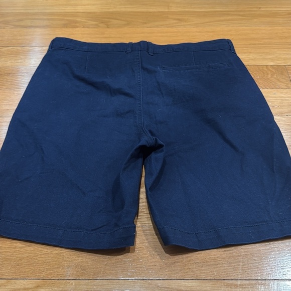 Old Navy boys built in flex short size 16 plus . - Picture 7 of 9